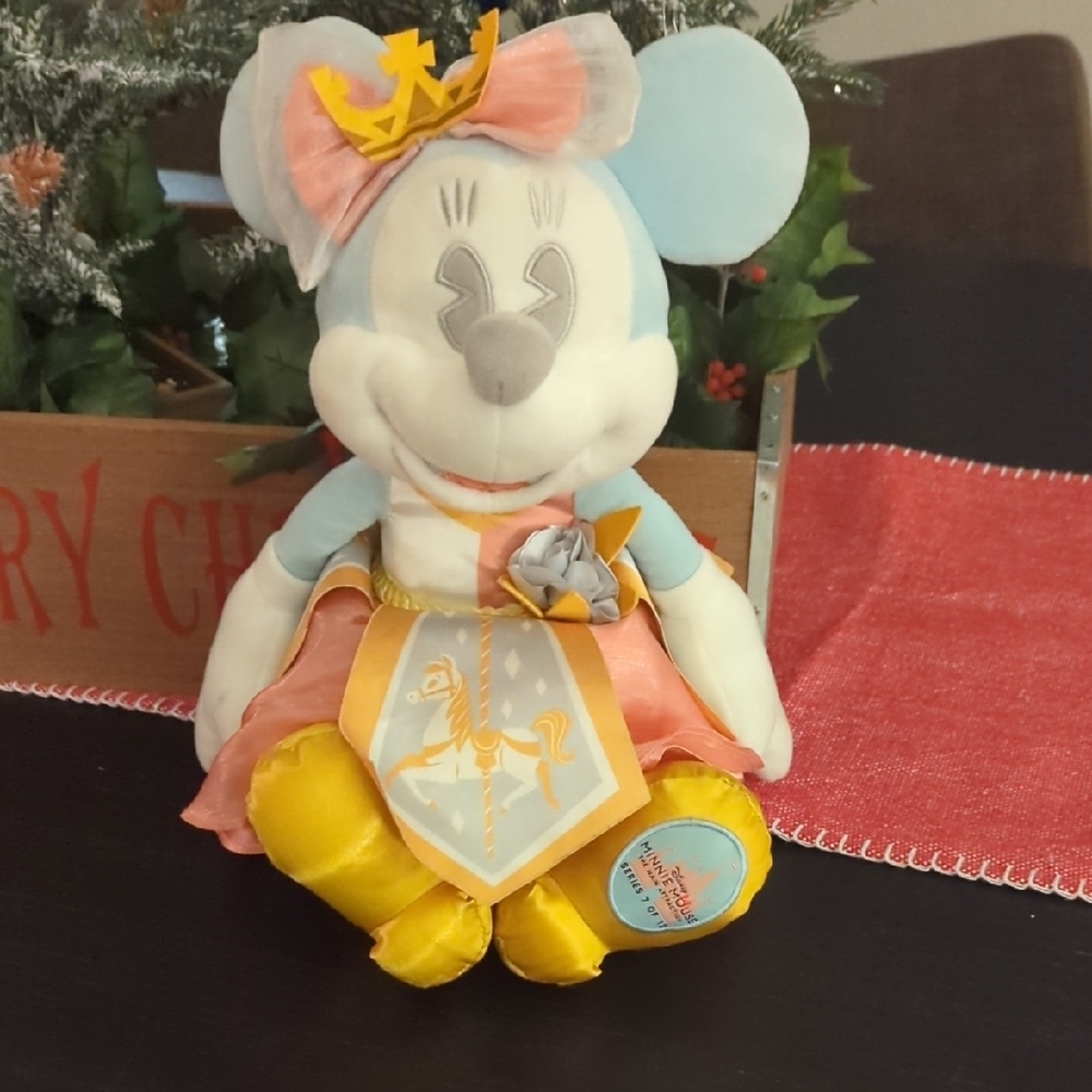 Disney Minnie Mouse King Arthur Plush with Yellow and Pink Accents